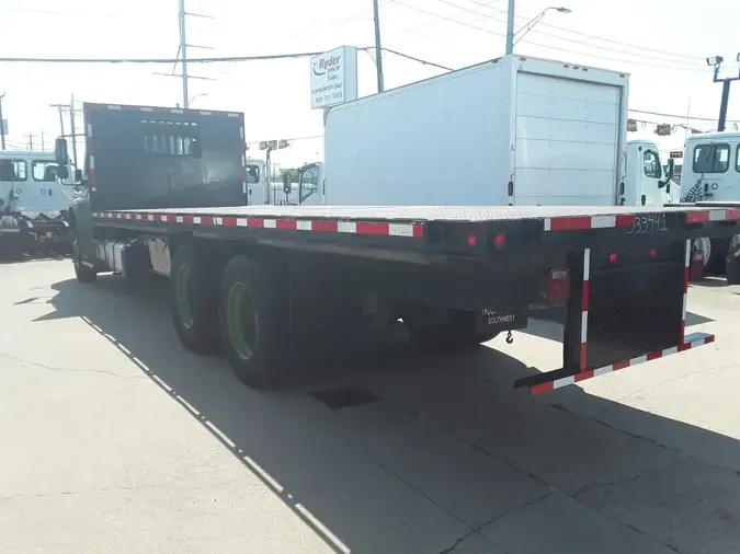 2014 FREIGHTLINER M2 106