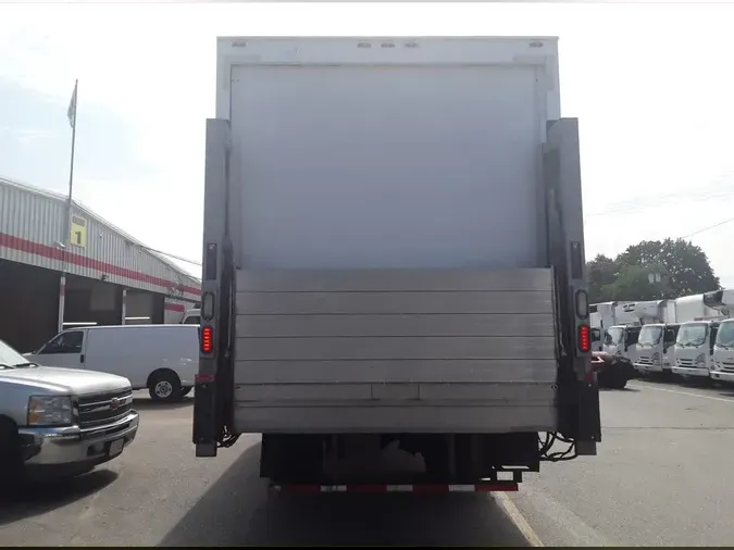 2019 FREIGHTLINER M2 106