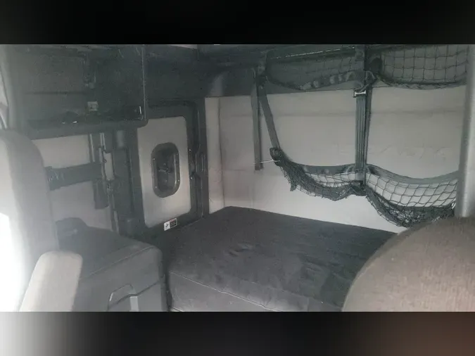 2021 Freightliner Cascadia