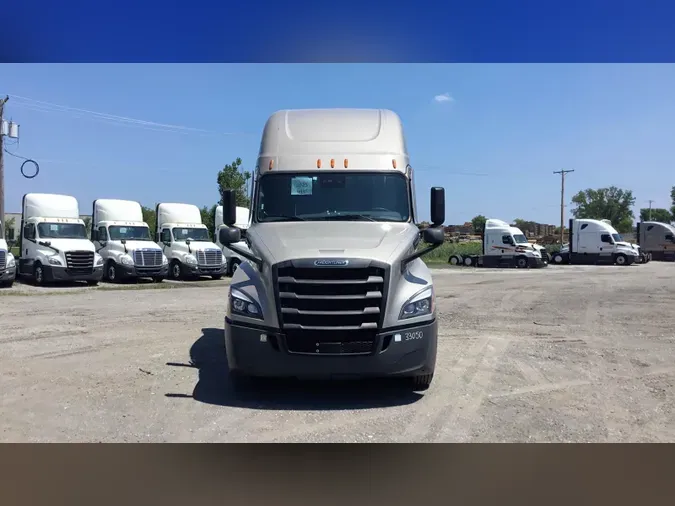 2025 Freightliner Cascadia 12607db499e91878490c894728d90ecc9ce