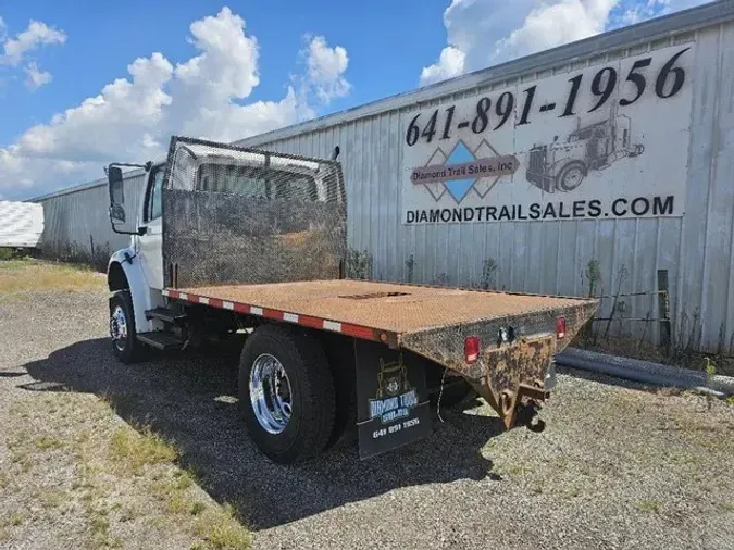 2006 FREIGHTLINER BUSINESS CLASS M2 106