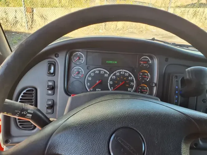 2019 FREIGHTLINER/MERCEDES M2 10607e1ce0059744520297cc31b4706dd7b