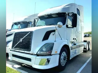 2006 VOLVO VNL64T670