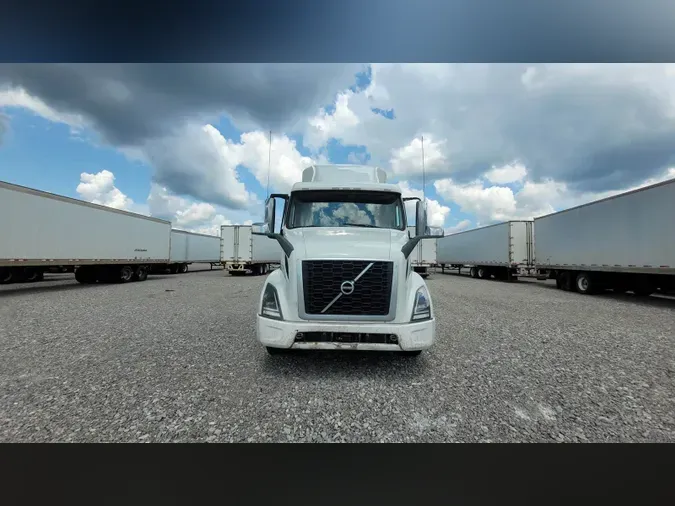2019 Volvo VNL 740