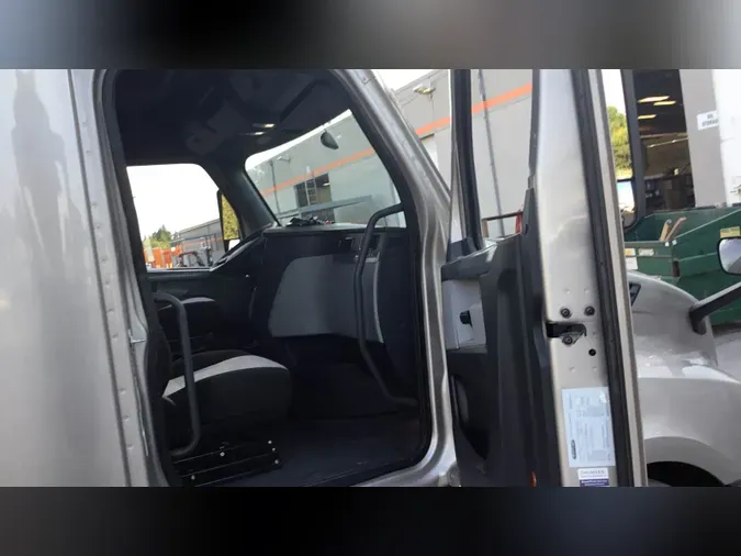 2020 Freightliner Cascadia