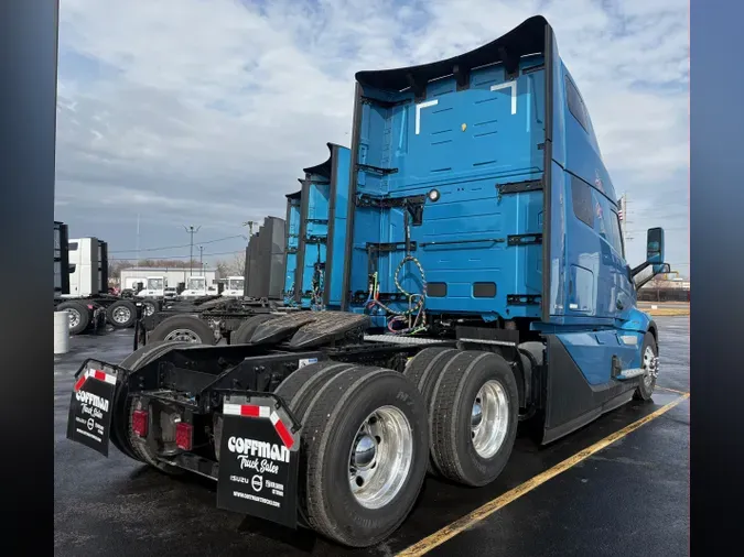 2027 VOLVO TRUCK VNL64TV04