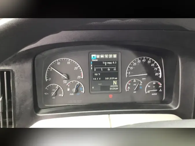 2021 Freightliner Cascadia 126