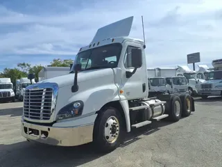2019 FREIGHTLINER/MERCEDES CASCADIA 125