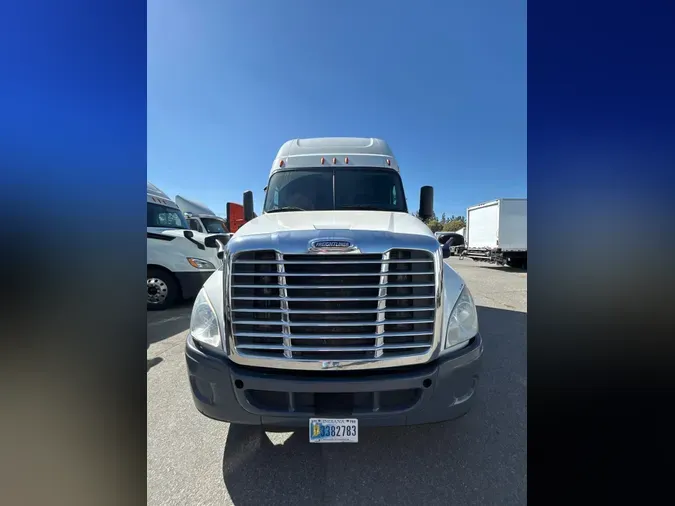 2018 FREIGHTLINER/MERCEDES CASCADIA 125