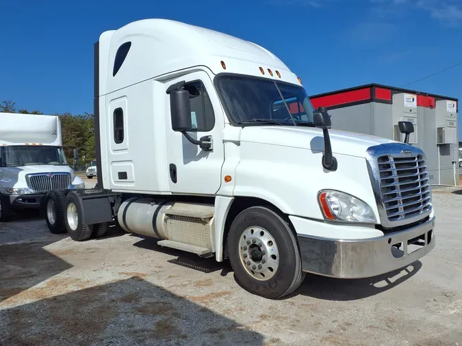 2019 FREIGHTLINER/MERCEDES CASCADIA 125