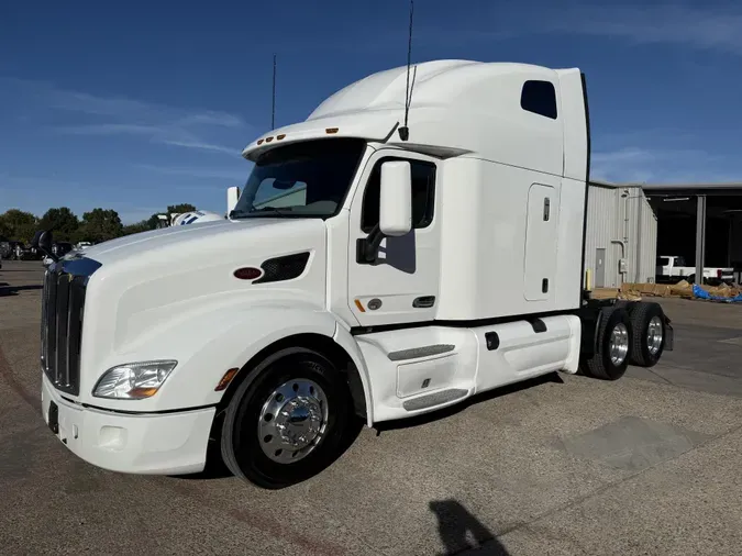 2022 Peterbilt 579