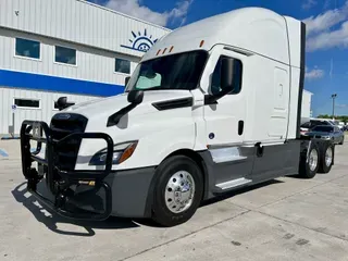 2023 Freightliner Cascadia 126