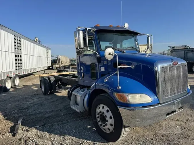 2017 PETERBILT 337