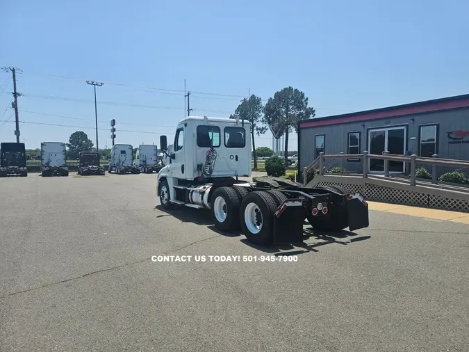 2019 FREIGHTLINER CASCADIA 125