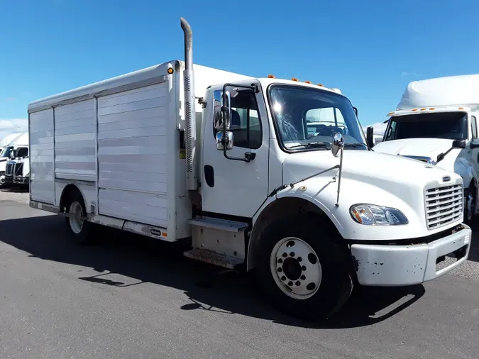 2015 FREIGHTLINER/MERCEDES M2 106