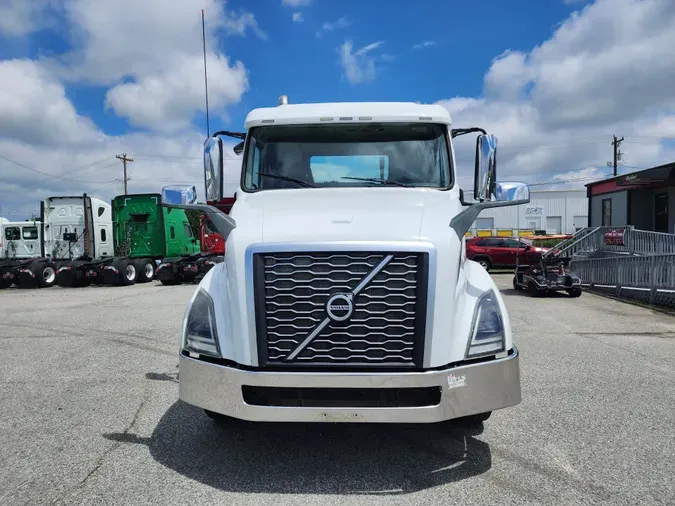 2019 VOLVO VNL64TRACTOR