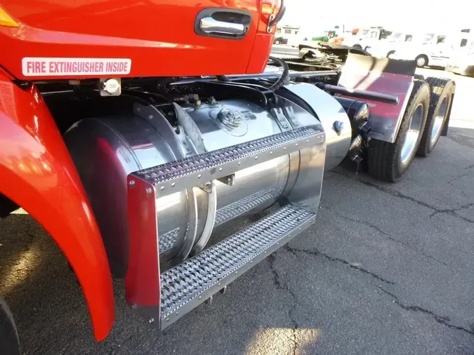 2020 Peterbilt 5790817c159d06620a9cbe0049cefd81a89