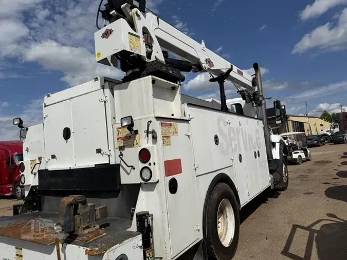 2013 INTERNATIONAL WORKSTAR 7600