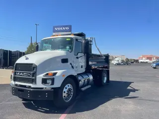 2024 MACK MD64