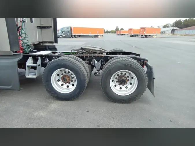 2022 International LT081ea82559a1d6542c71fd47bd62d2b8