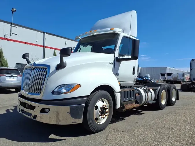 2019 NAVISTAR INTERNATIONAL LT625 DAYCAB T/A081f92ae39af4bff8bb272f52c077215