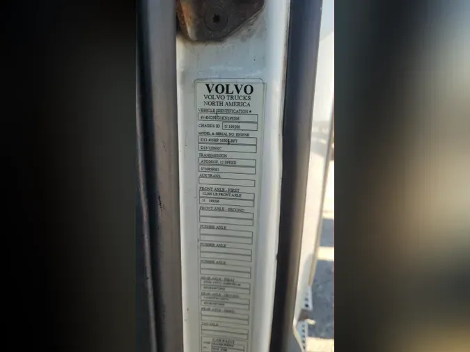 2019 Volvo VNL300