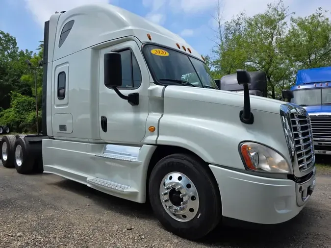 2020 FREIGHTLINER CASCADIA 125