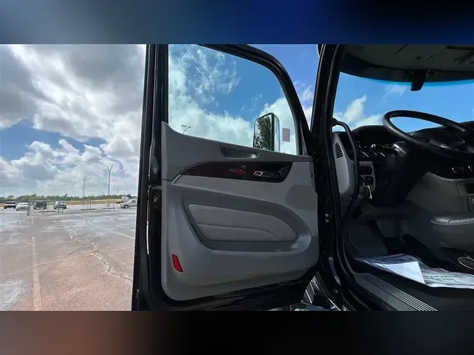 2020 PETERBILT 579