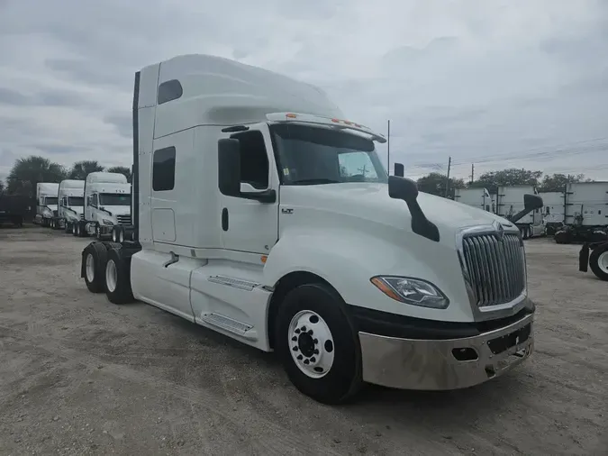 2020 NAVISTAR INTERNATIONAL LT625 SLPR CAB