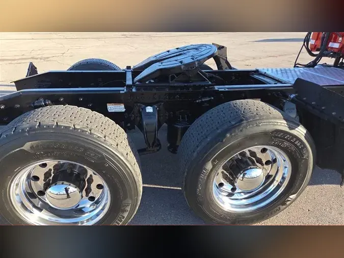 2020 FREIGHTLINER CA116