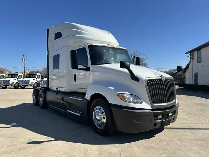 2020 International LT625