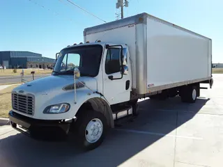 2015 Freightliner M2 106