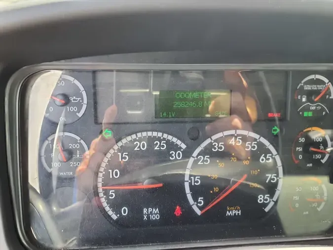 2018 FREIGHTLINER/MERCEDES M2 106082c98237d4692fe2a2b3ff3bae3c7d8