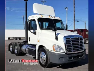 2014 Freightliner CASCADIA 125