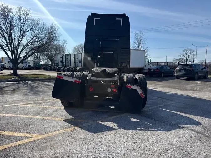 2020 VOLVO VNL64T-76008305ab2e7fe96321f8e96e3fee9da83