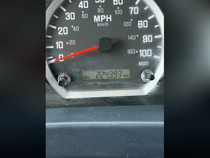 2020 ISUZU NPR HD