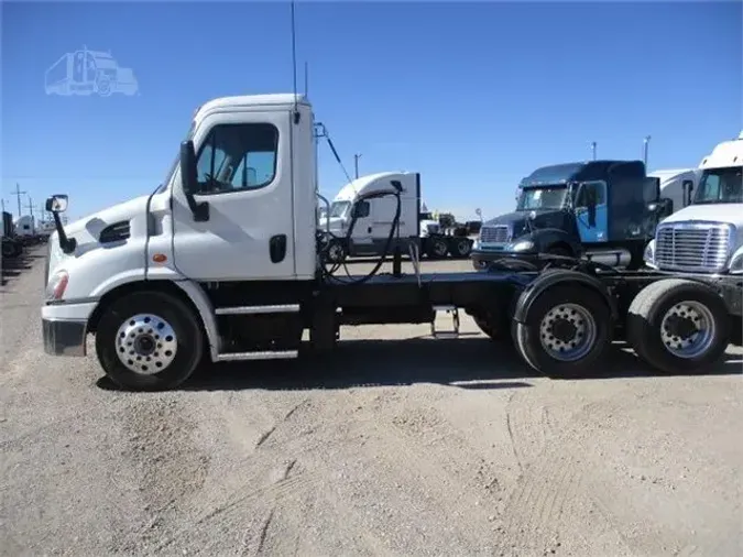 2016 FREIGHTLINER CASCADIA 113