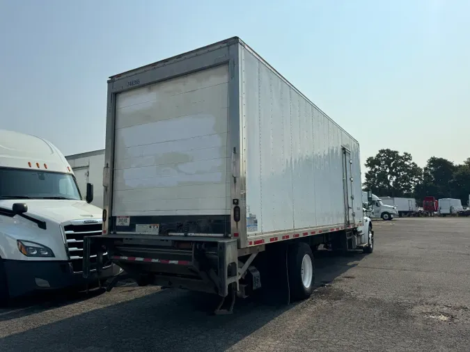 2018 FREIGHTLINER/MERCEDES M2 106