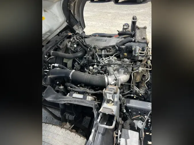 2019 ISUZU NPR HD