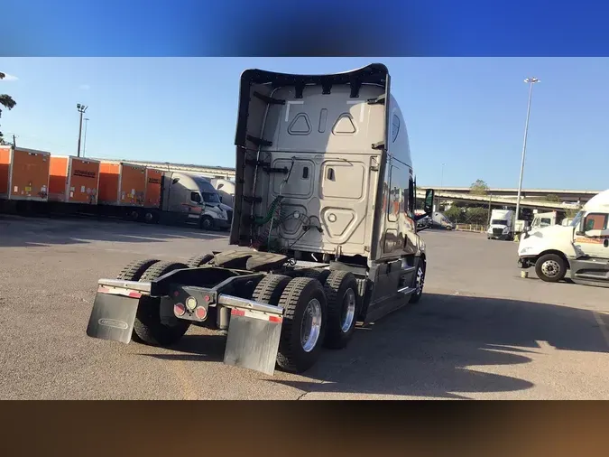 2025 Freightliner Cascadia 1260846bb97c2a25794846163e7639c3e1e