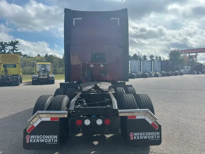 2022 Kenworth T680