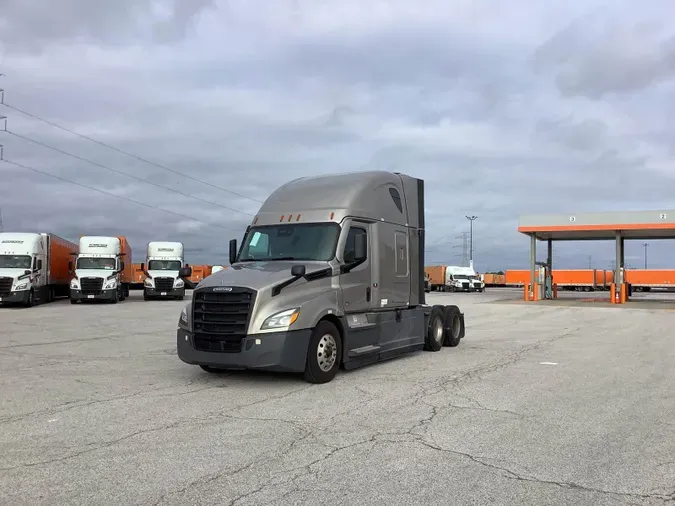 2023 Freightliner Cascadia 126