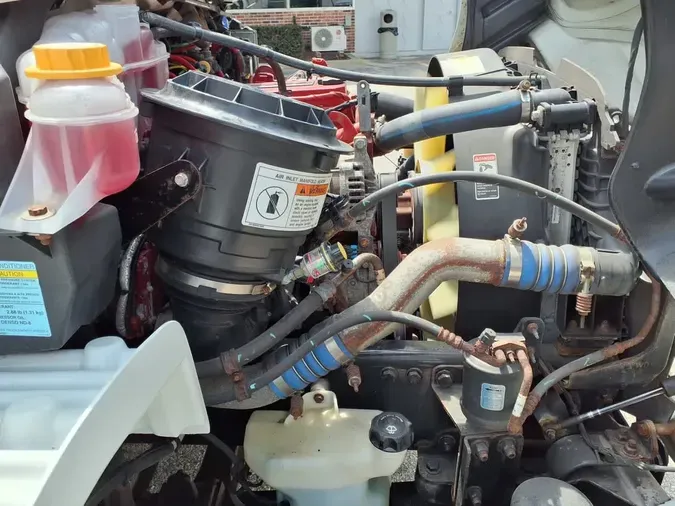 2019 FREIGHTLINER M2 106