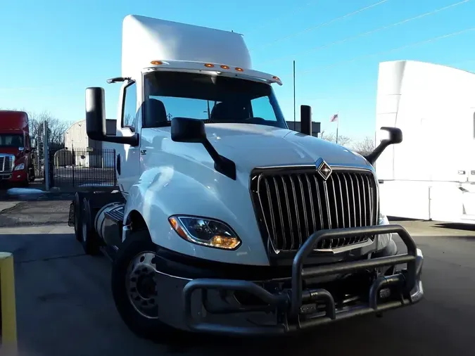 2020 NAVISTAR INTERNATIONAL LT625 DAYCAB T/A