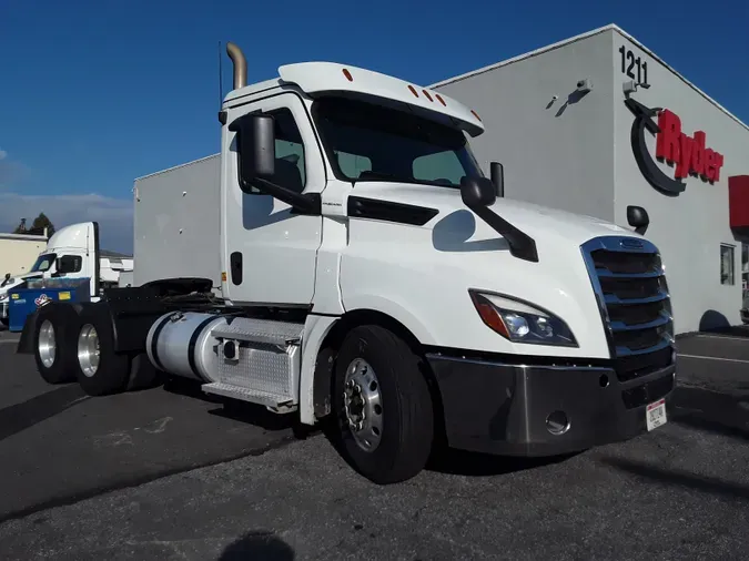 2020 FREIGHTLINER/MERCEDES NEW CASCADIA PX12664