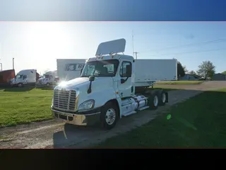 2012 FREIGHTLINER CASCADIA