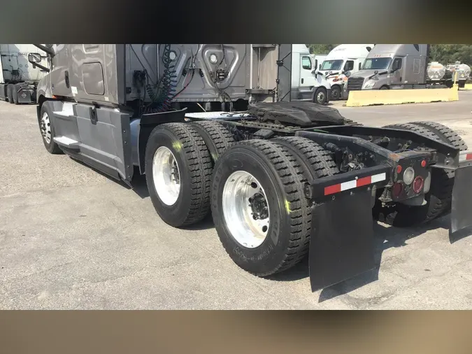 2020 Freightliner Cascadia