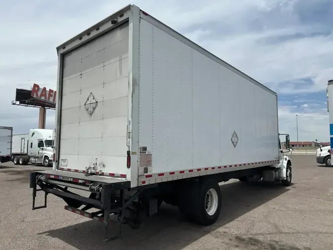 2018 FREIGHTLINER M2 106