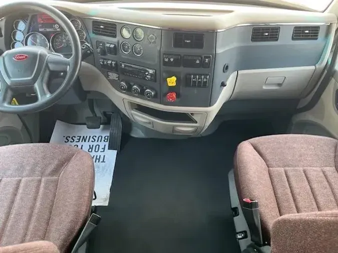 2021 Peterbilt 579