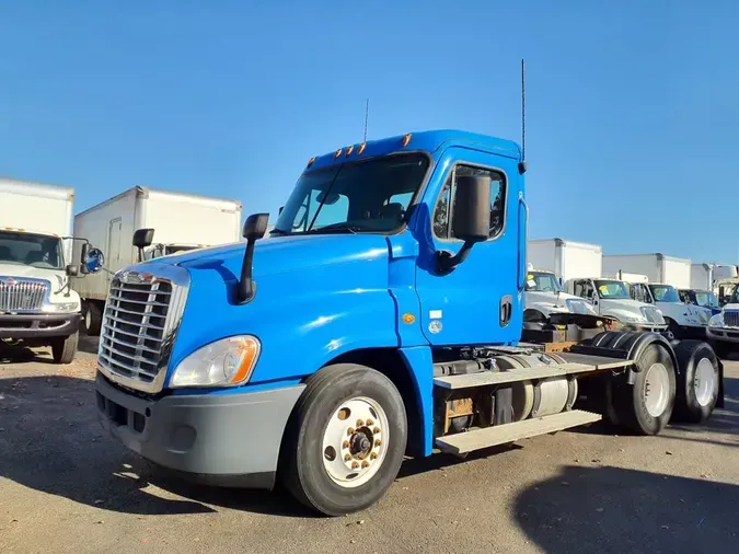 2016 FREIGHTLINER/MERCEDES CASCADIA 125085c449634c2908134991423631c1bf9
